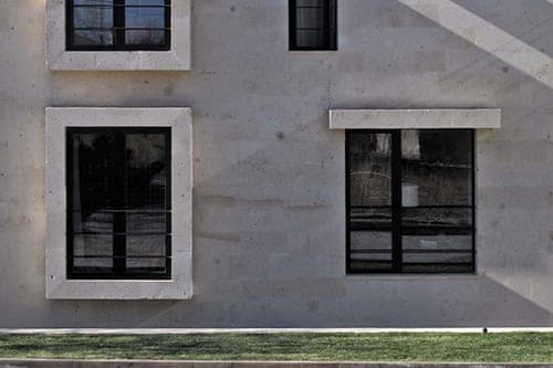 Cevizli Ev (House with a Walnut Tree)