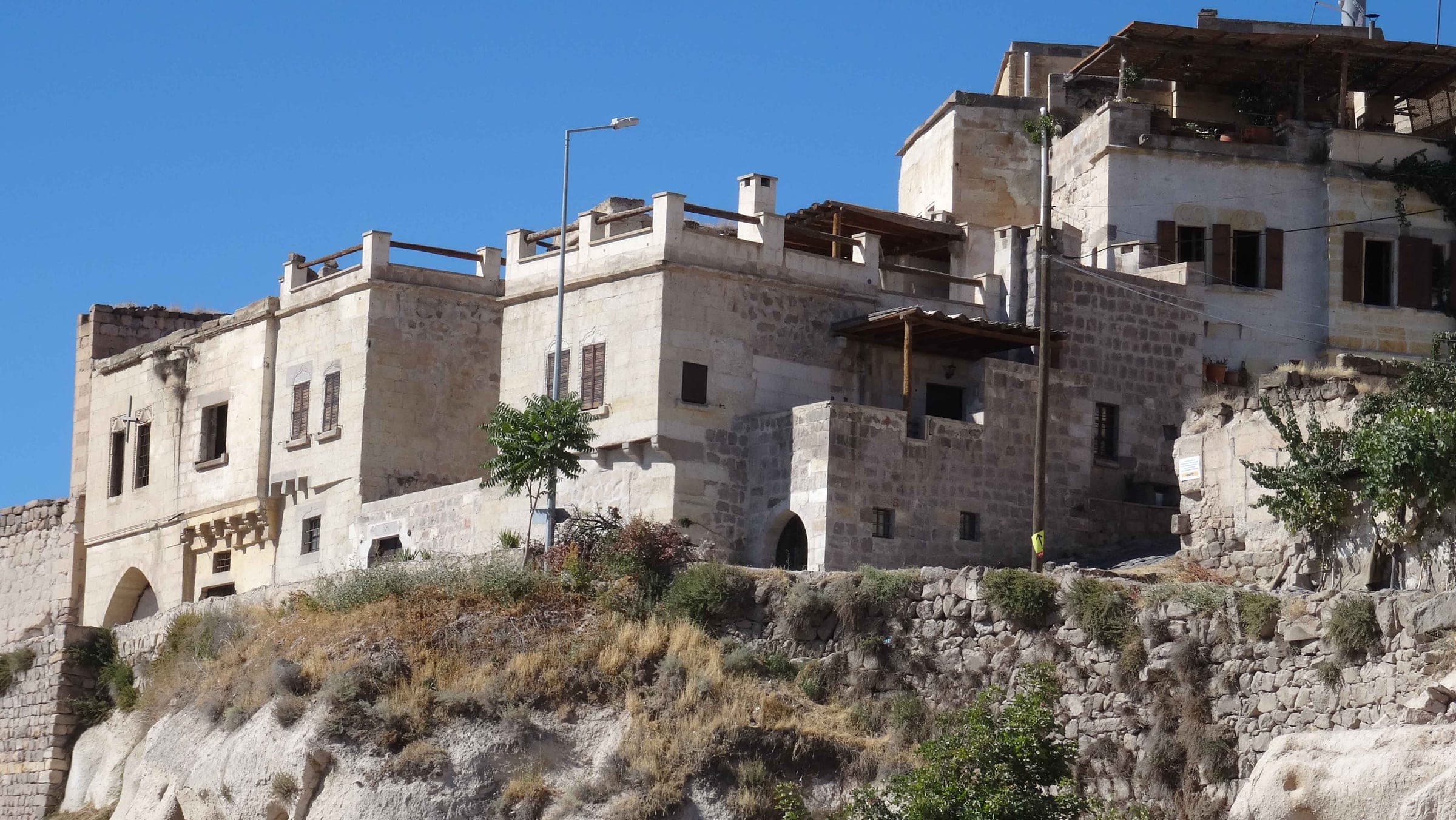 Eltemur House