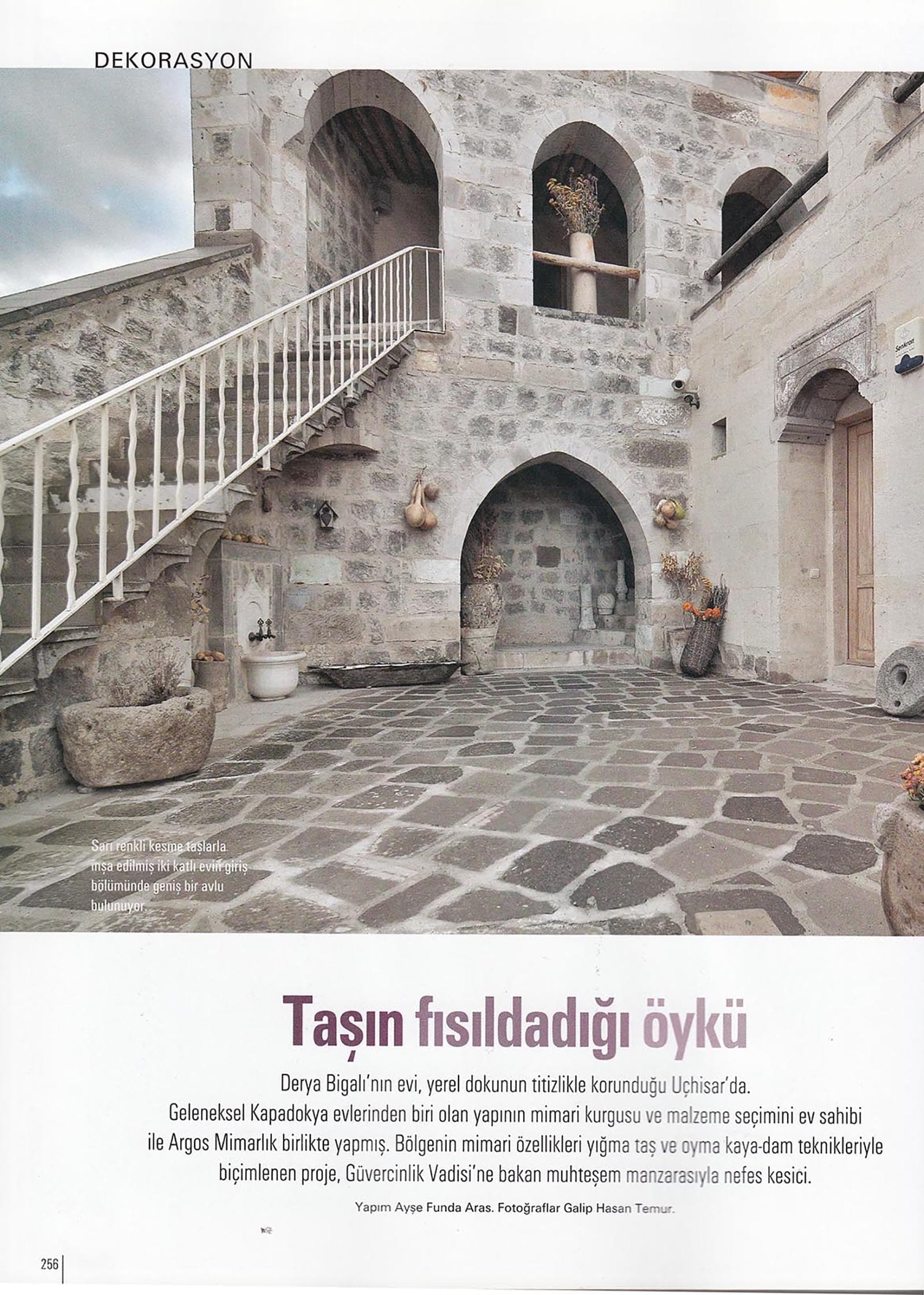 Story Whispered by Stones — 01.jpg